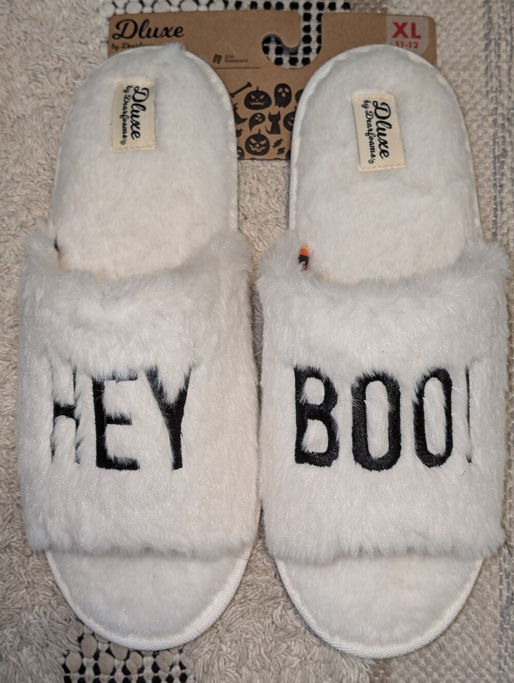 dearfoams White Plush Open-Back "Hey Boo" Slide Slippers